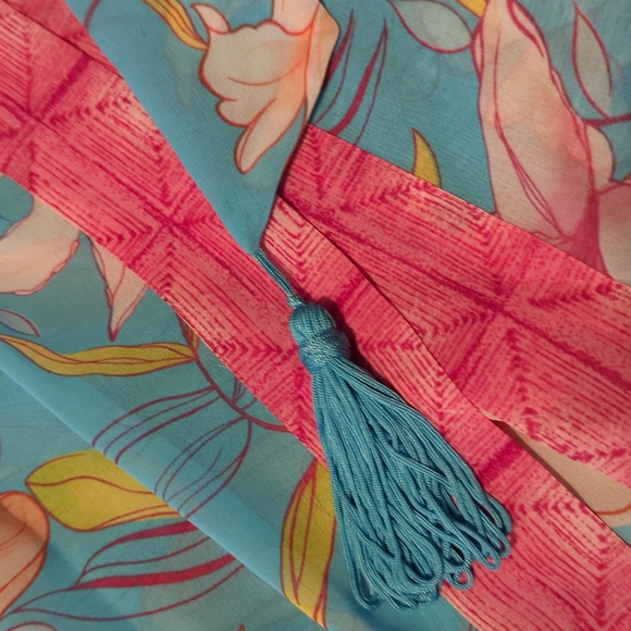 Summer Robe - Picture 2 of 8